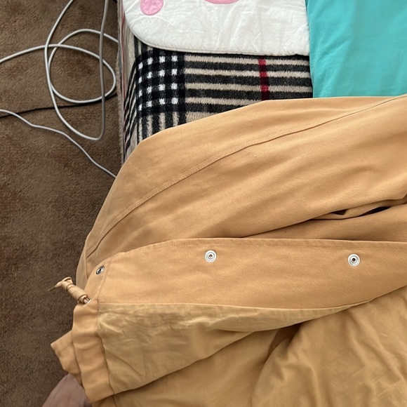 Willing to take any offers this is from brand new from Zara never wore it - Picture 3 of 5